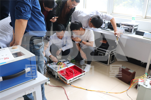 國電中星產(chǎn)品試驗(yàn)培訓(xùn)實(shí)操.jpg 國電中星產(chǎn)品試驗(yàn)培訓(xùn)實(shí)操.jpg